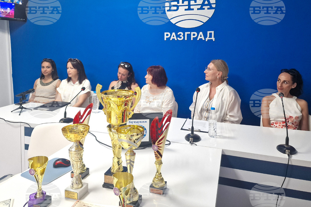 Национален пресклуб на БТА Разград - списание ЛИК - „Сцена на вековете“ - представяне