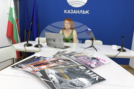 Национален пресклуб на БТА Казанлък - списание ЛИК - „Сцена на вековете“ - представяне