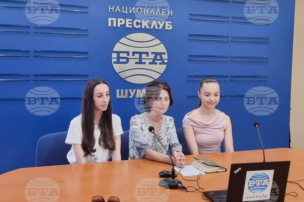 Национален пресклуб на БТА Шумен - списание ЛИК - „Сцена на вековете“ - представяне