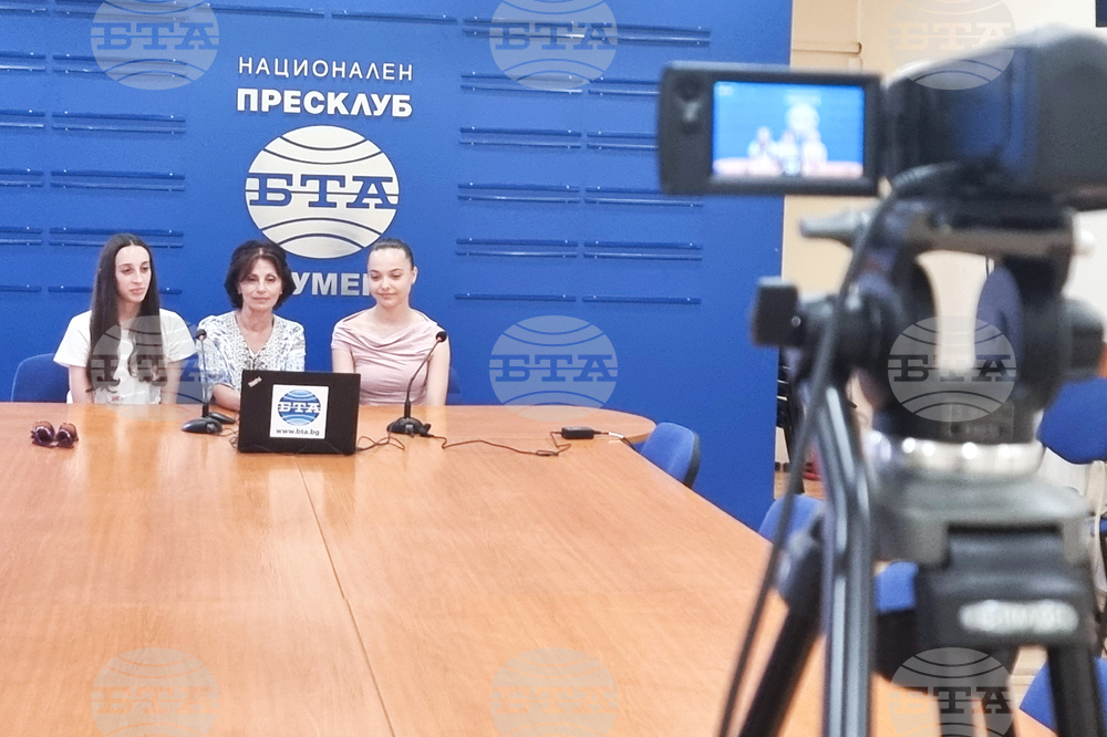 Национален пресклуб на БТА Шумен - списание ЛИК - „Сцена на вековете“ - представяне