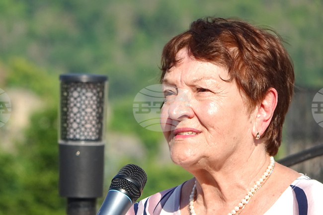 Благовеста Цанкова разказа за организацията на оперни фестивали на представянето на юлския брой на списание ЛИК във Велико Търново