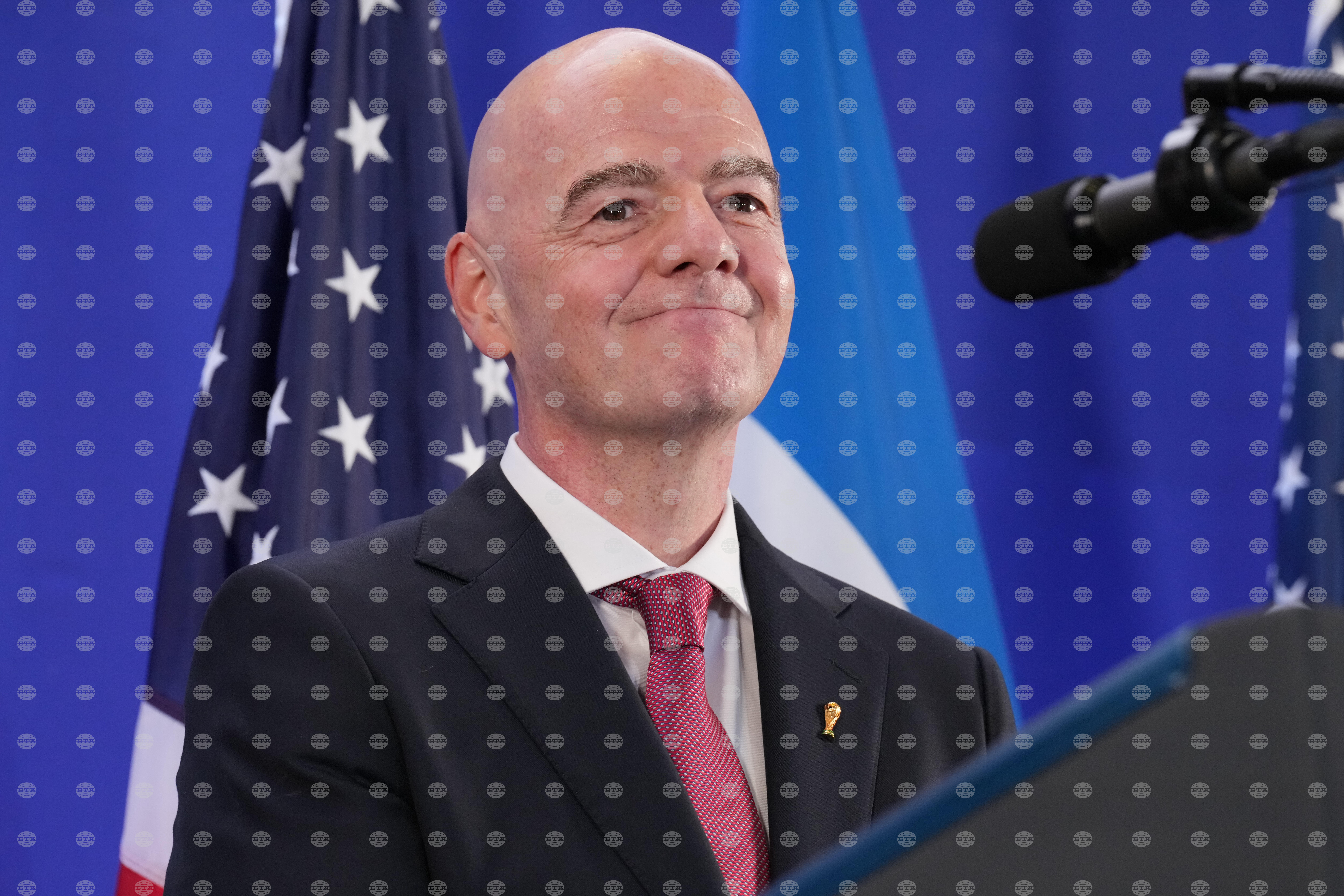 Президентът на ФИФА Джани Инфантино не успя да пътува до Маями за мача за третото място на Мондиал 2026
