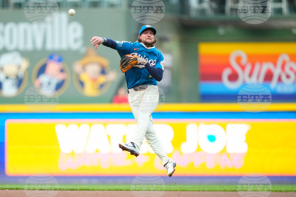 Marlins Brewers Baseball