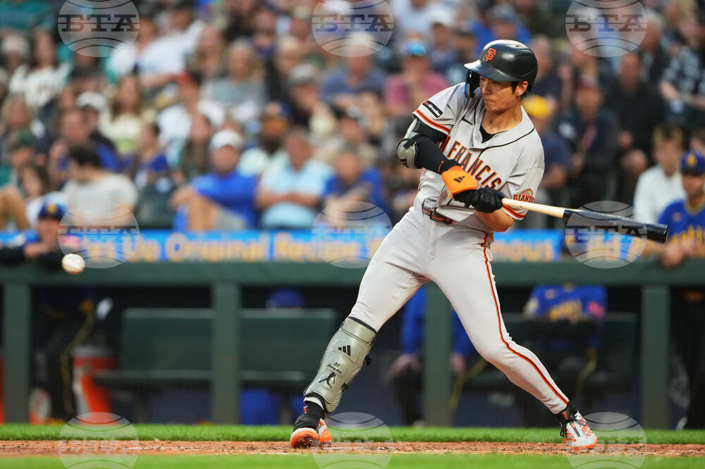 Giants Mariners Baseball
