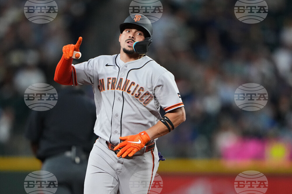 Giants Mariners Baseball