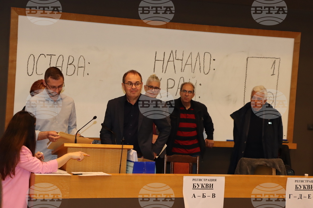 Общо 463 кандидати се явиха на писмения изпит за заемане на 15 длъжности "младши следовател"