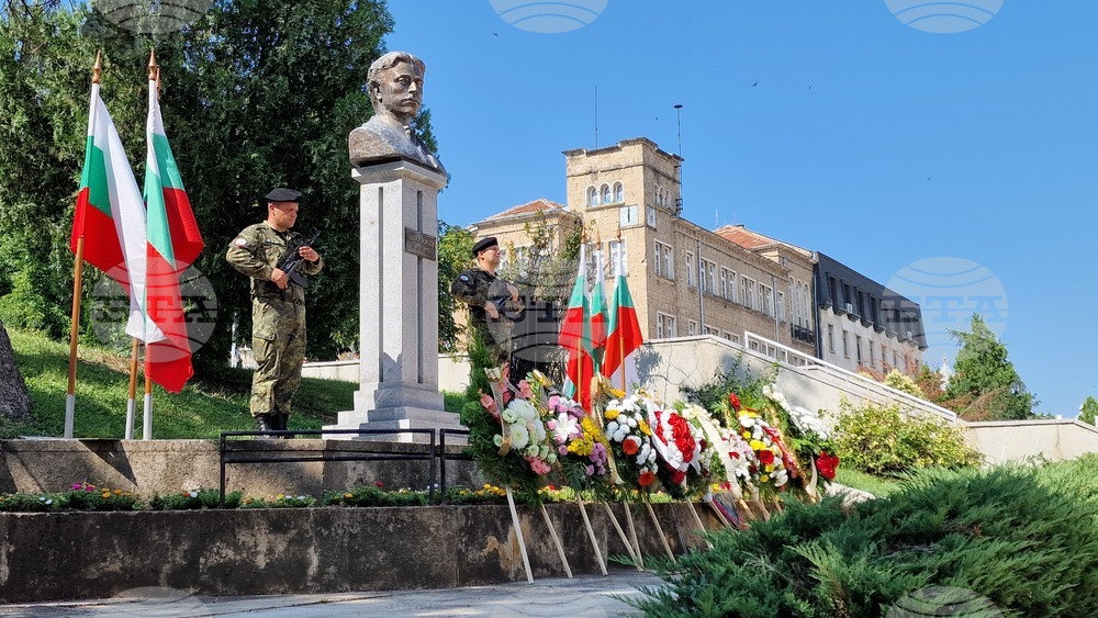 Шумен отбеляза 148 години от освобождението на града и 189 години от рождението на Васил Левски