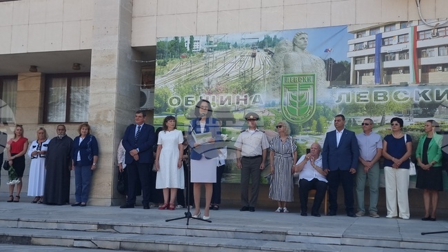 С тържествен ритуал и шествие в Левски отбелязаха празника на града и годишнината от рождението на Апостола на свободата