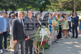 Перник - 189 години от рождението на Васил Левски - почит