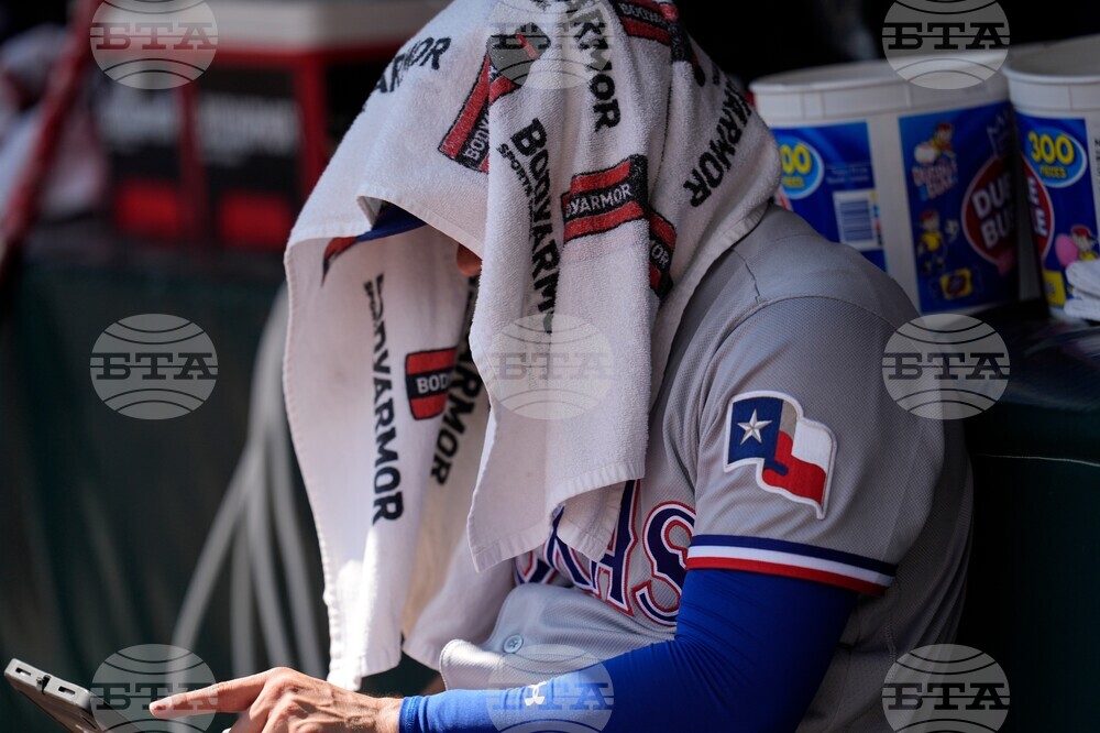 Rangers Braves Baseball