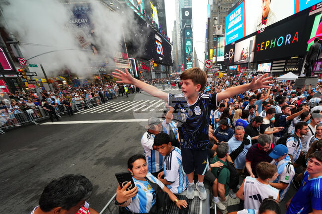 APTOPIX Argentina Spain WCup Soccer