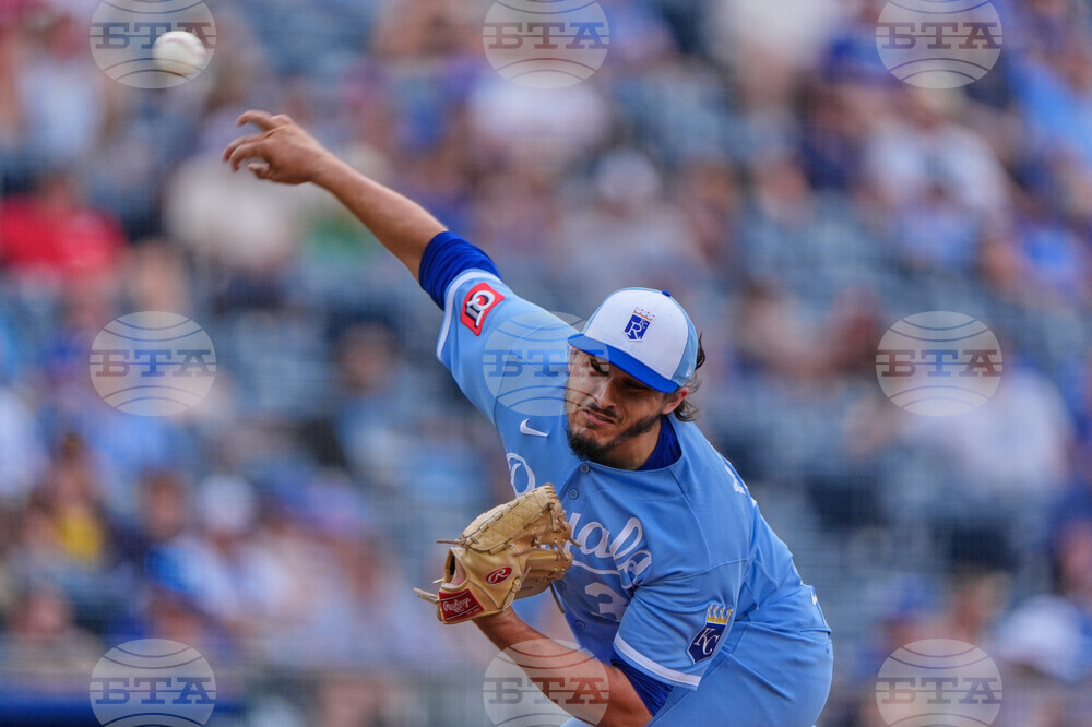 Padres Royals Baseball