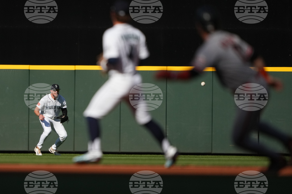 Giants Mariners Baseball