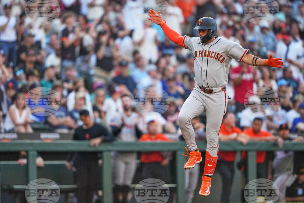 Giants Mariners Baseball