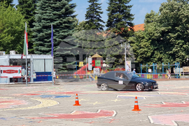 Кюстендил - състезание - „Скорост и високи токчета“