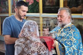 Ямбол - храм „Света Троица“ - литургия
