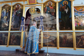 Ямбол - храм „Света Троица“ - литургия