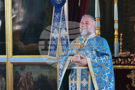 Ямбол - храм „Света Троица“ - литургия