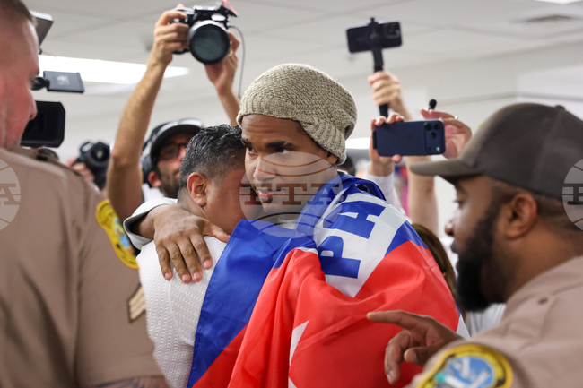APTOPIX Cuba-Jailed Activist-Exile