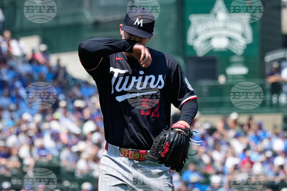 Twins Cubs Baseball