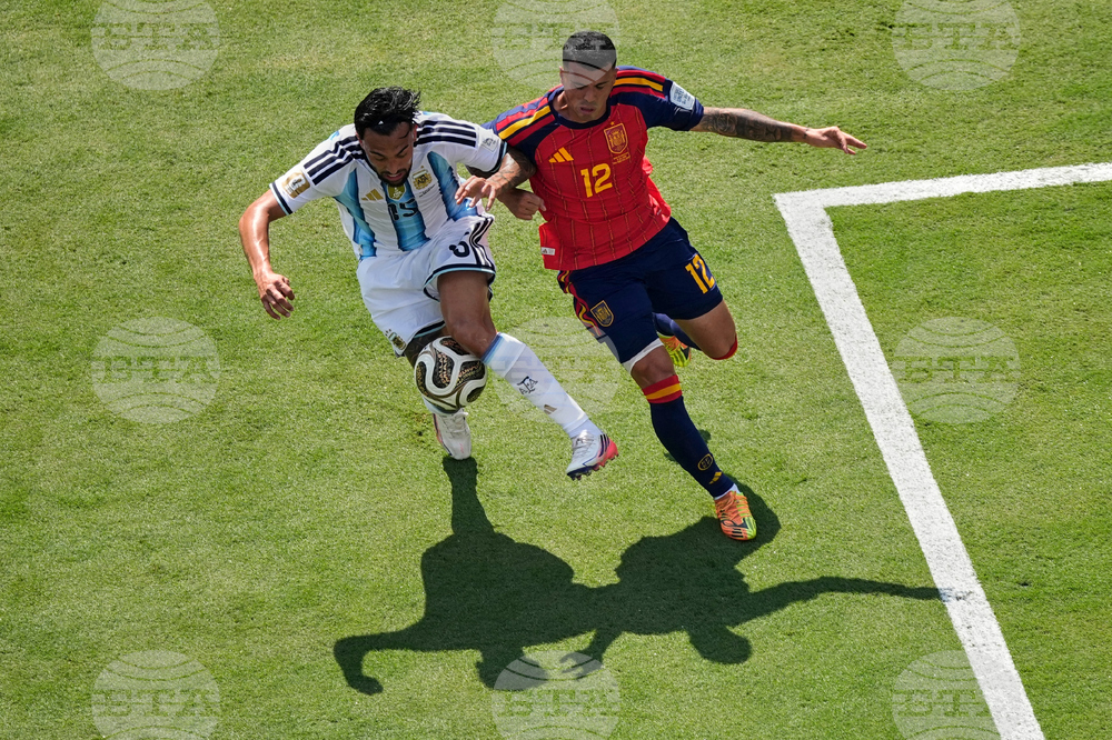 APTOPIX Argentina Spain WCup Soccer
