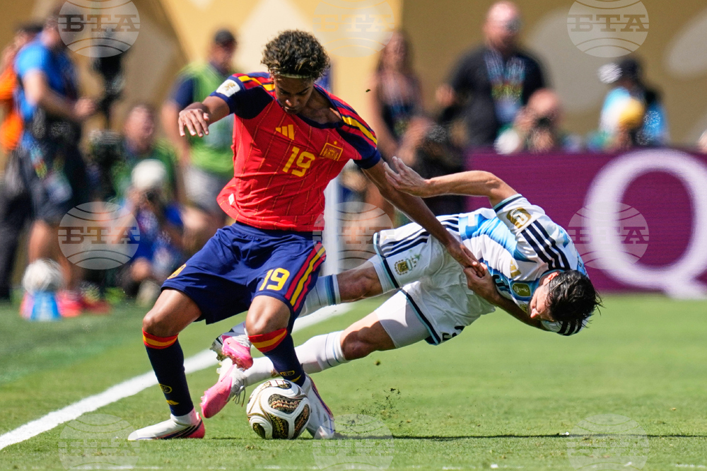 APTOPIX Argentina Spain WCup Soccer