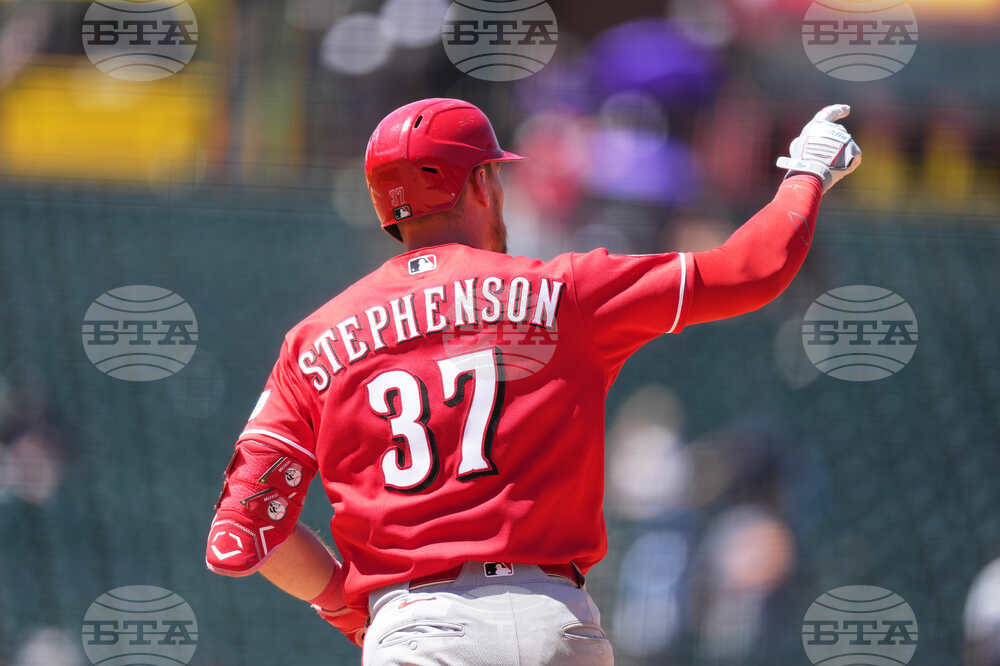 Reds Rockies Baseball
