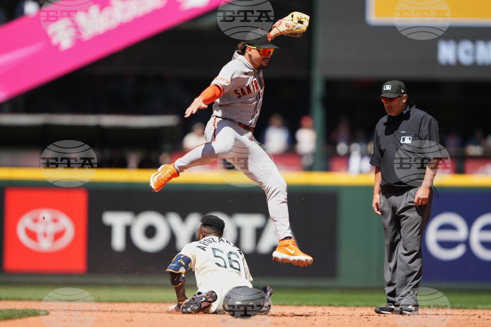 Giants Mariners Baseball