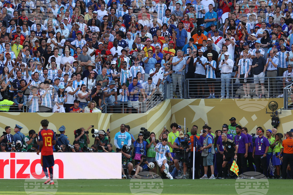 APTOPIX Argentina Spain WCup Soccer