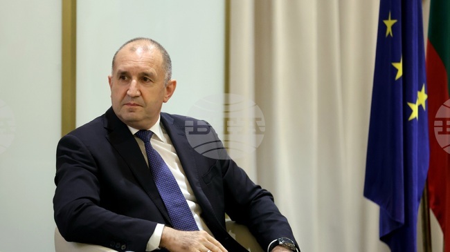 В сложната геополитическа и регионална обстановка българската дипломация трябва да формулира позиции, които да отстоява, каза премиерът Румен Радев 