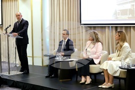 Хотел „Интерконтинентал“ - посланици - годишна конференция