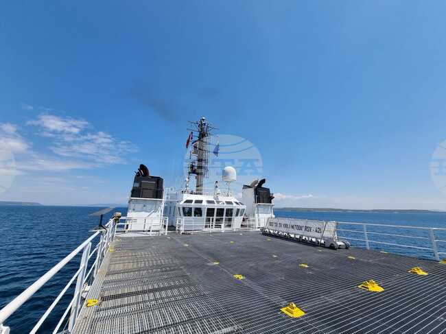 Day 125: RSV 421 Enters the Dardanelles