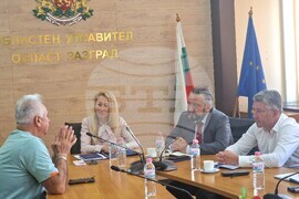 Разград - народни представители - областен управител - съвместна приемна