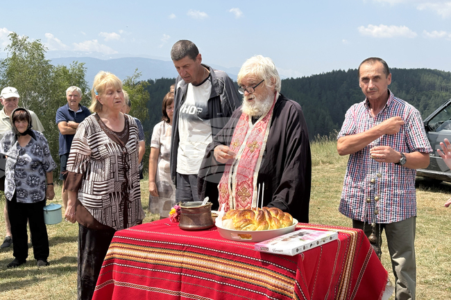 Село Широки дол - храм „Св. пророк Илия“ - храмов празник
