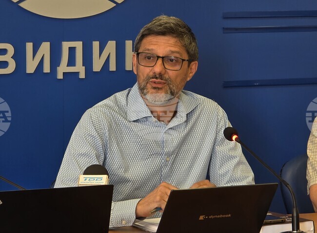 Видин има много личности, свързани с Пенчо Славейков, каза доц. Йордан Ефтимов