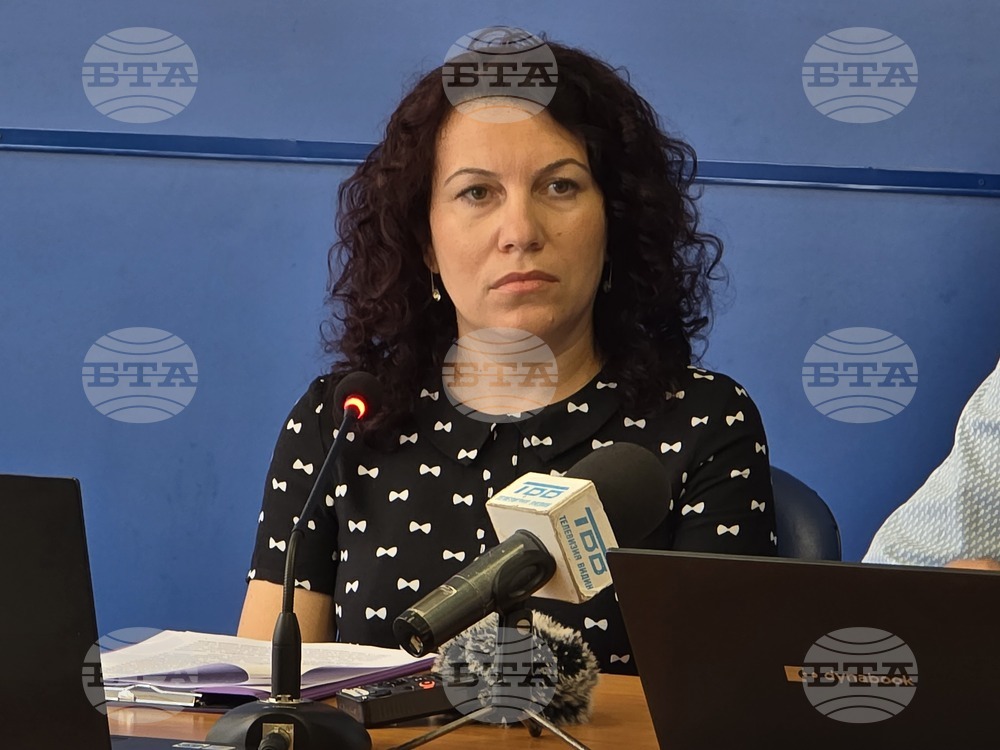 Никола Петров превръща „На острова на блажените“ в синтез на литература и изобразително изкуство, каза Полина Петрова от РИМ - Видин
