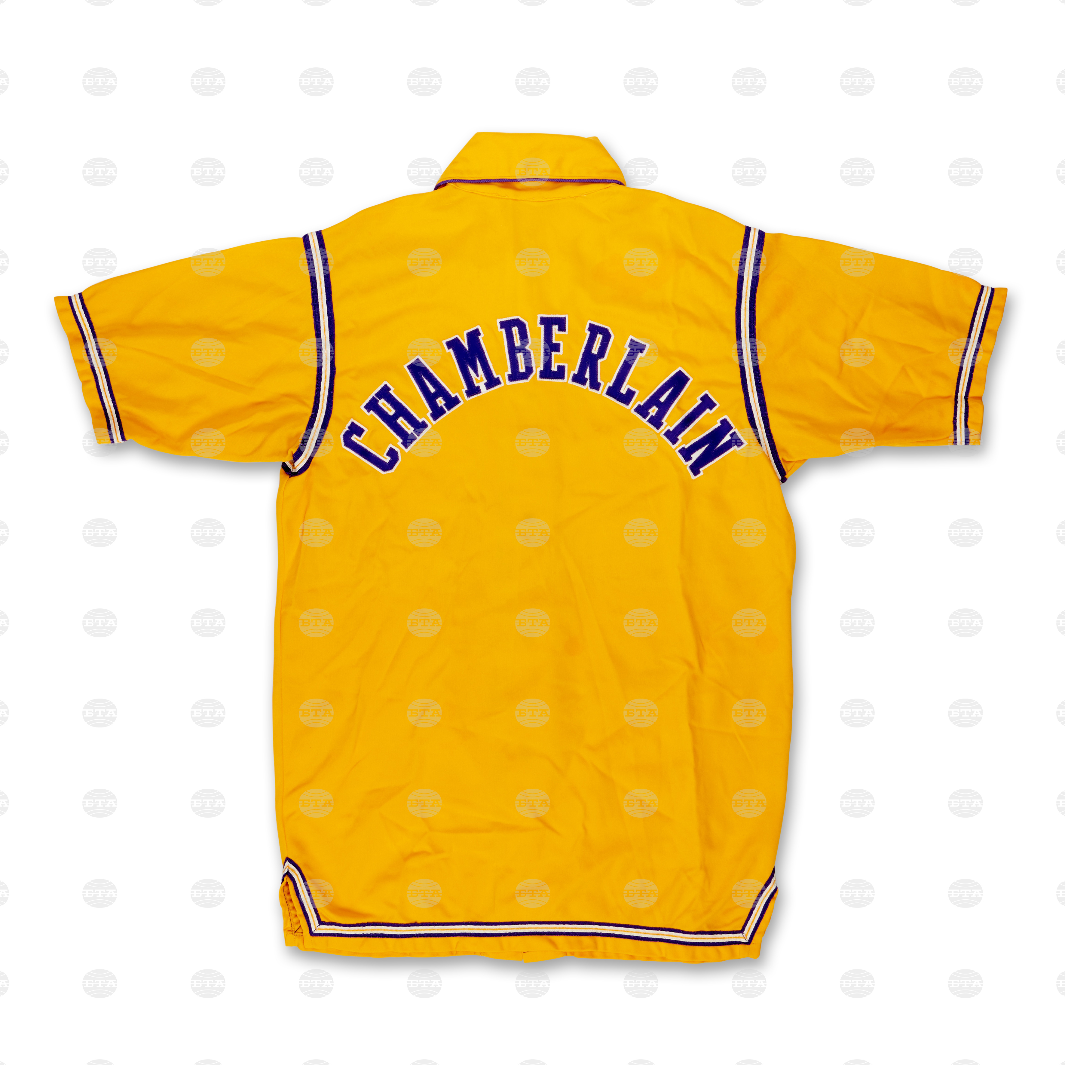 Auction Lakers Jacket Thrift Store