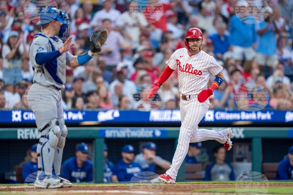 Dodgers Phillies Baseball