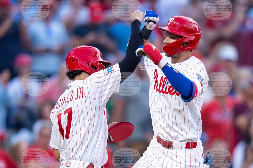 Dodgers Phillies Baseball