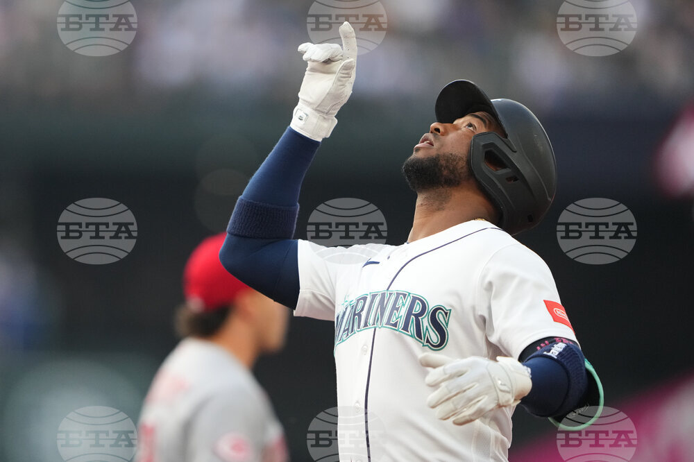 Reds Mariners Baseball