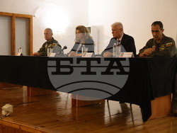 Авиобаза Граф Игнатиево - Илияна Йотова - посещение