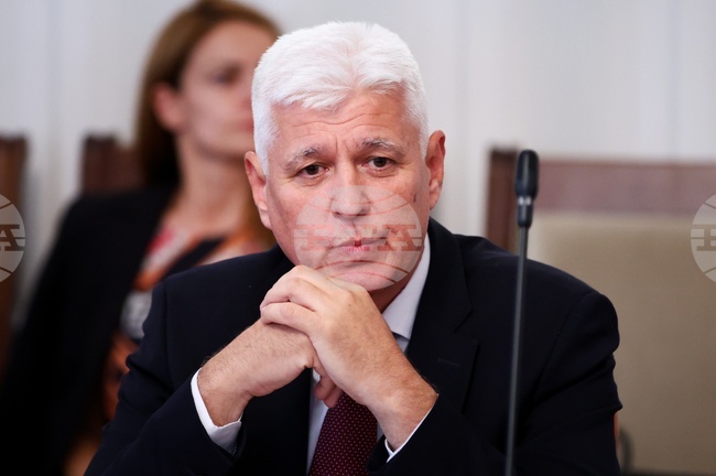 Комисията по отбрана подкрепи проект на решение за пребиваване в България на авиация и военнослужещи на САЩ за подкрепа на операции в Близкия изток 