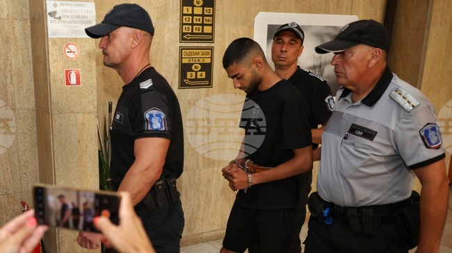 Съдът остави в ареста обвиняем за катастрофа с починала пешеходка в Бургас 