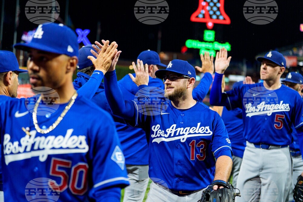 Dodgers Phillies Baseball
