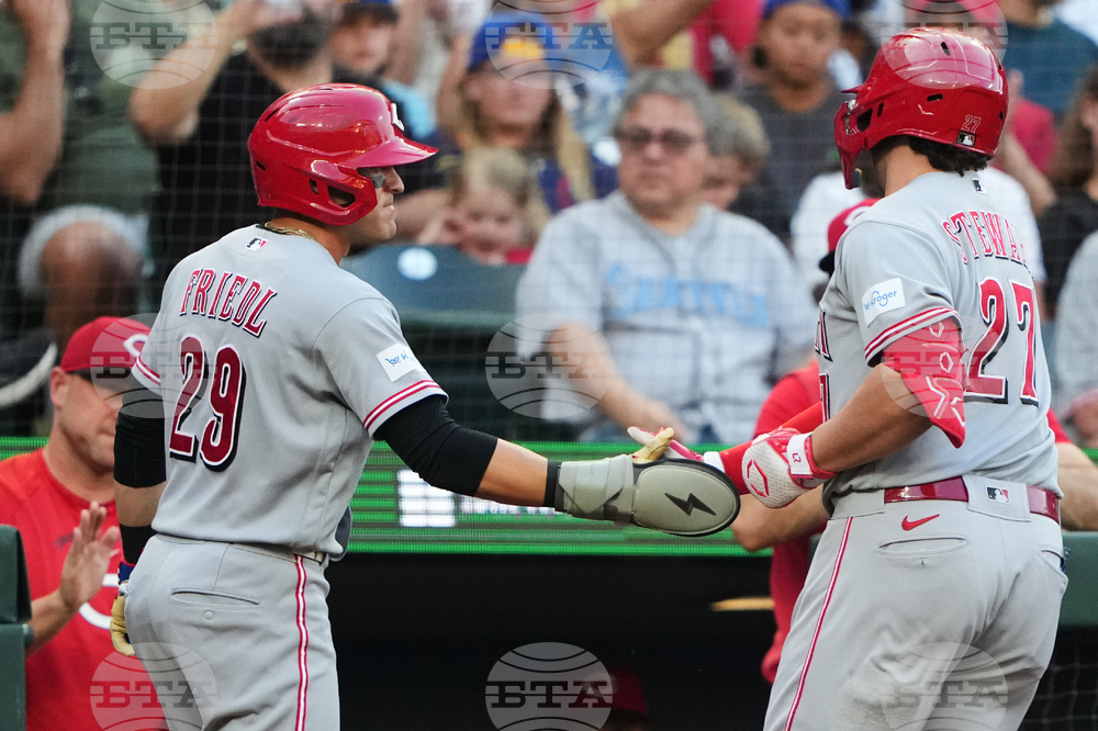 Reds Mariners Baseball