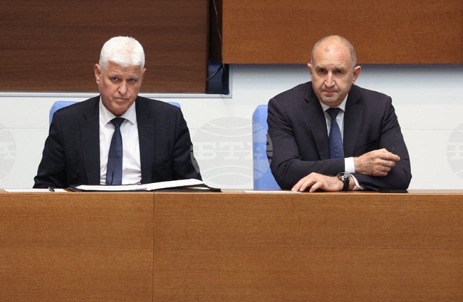 Decision on US Military Aircraft Needed at This Time, Bulgaria Is Not Giving Up Its Sovereignty, Defence Minister Says