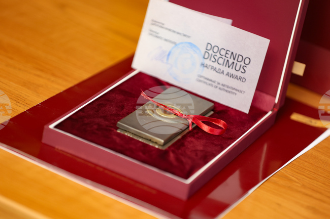 Georgi Milkov and Konrad Adenauer Foundation Receive Diplomatic Institute's Docendo Discimus Honorary Awards