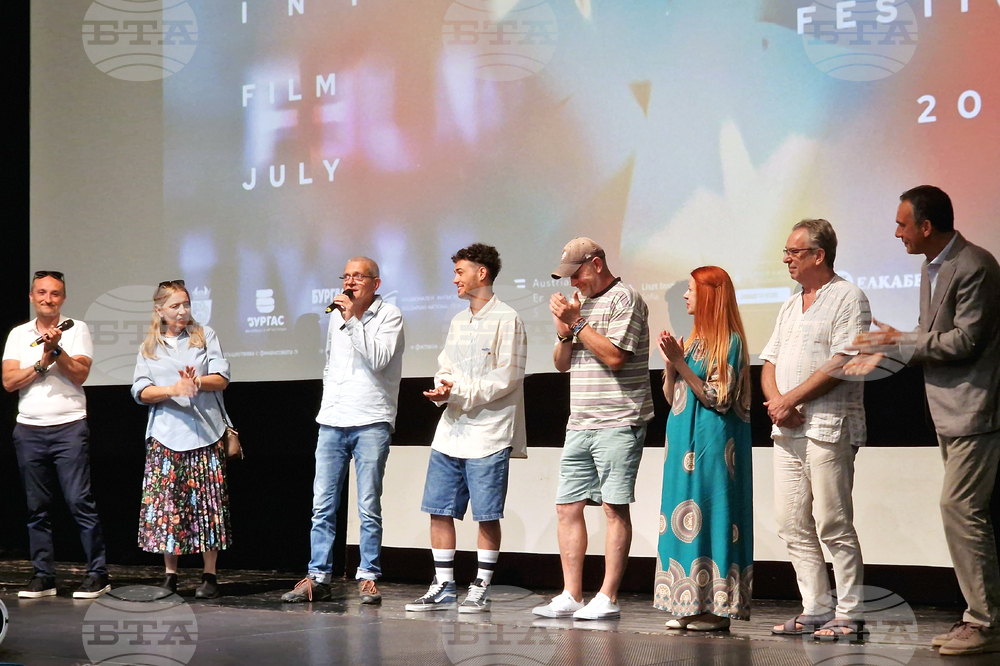 Бургас - Burgas International Film Festival - премиера „Жени извън употреба“