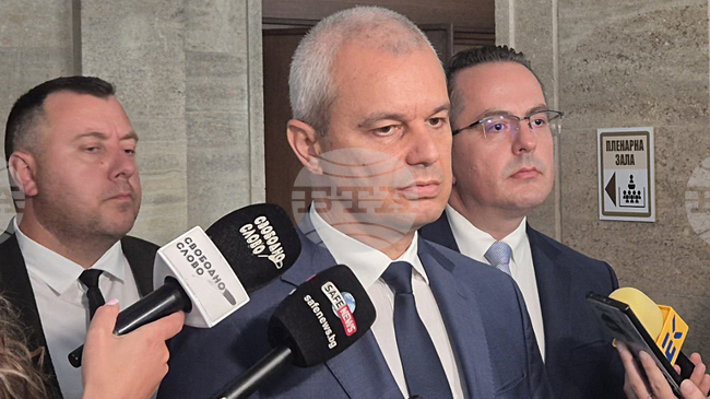 Опасността от война е на вратата на България, коментира лидерът на "Възраждане" Костадин Костадинов