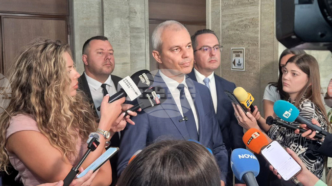 Vazrazhdane Leader Warns of War Risk after Parliament Approves Deployment of US Refuelling Aircraft in Bulgaria